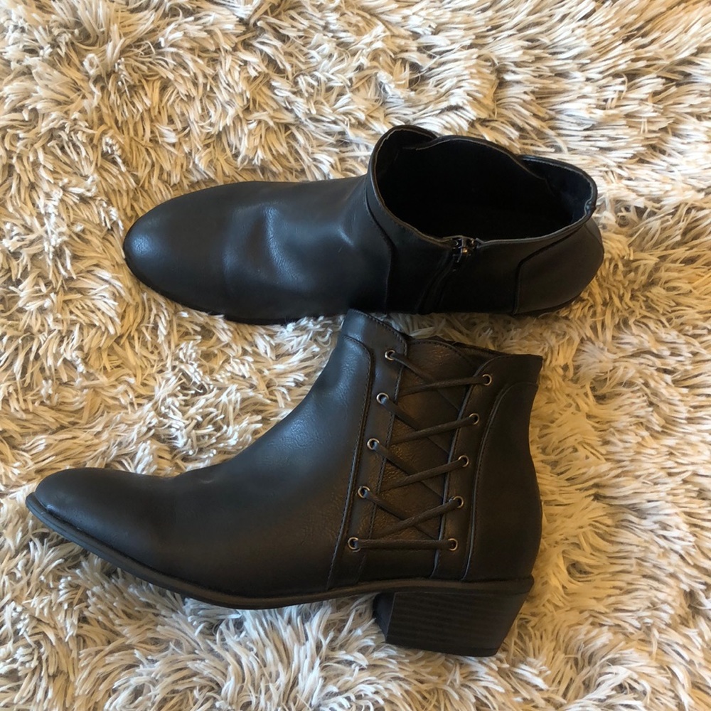 Charlotte Russe Booties NWOT